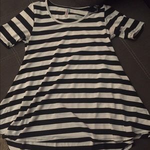 Lularoe Perfect Tee