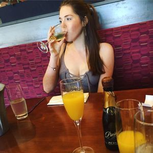 Meet your Posher, Lauren