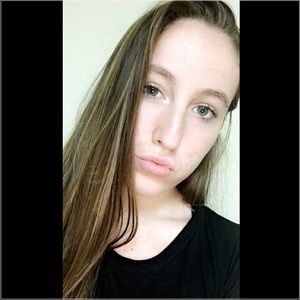 Meet your Posher, Lexie