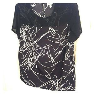 Sheer sleeved patterned blouse