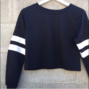 Black white white stripes long sleeve crop top