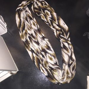 Infinity scarf