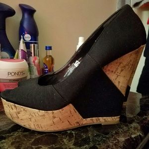 Wedge heels