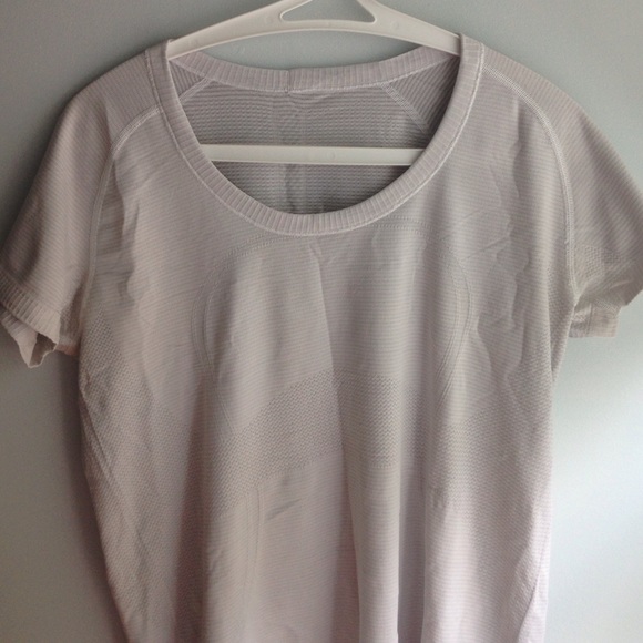 lululemon athletica Tops - Lulu lemon top