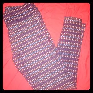 Lularoe Tall & Curvy Americana Arrows