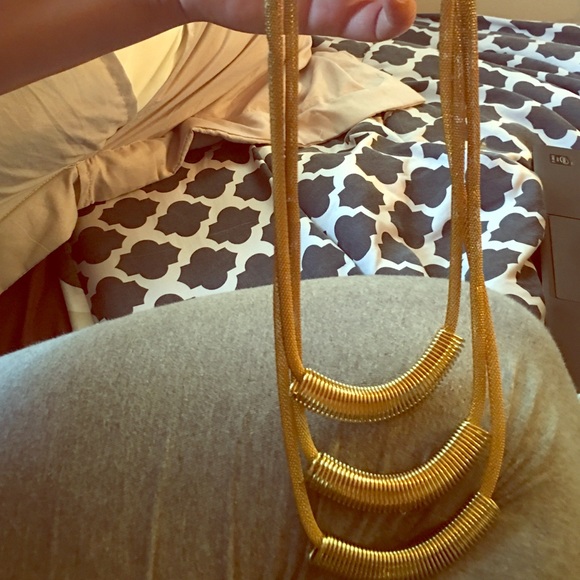 Gold 3 tier necklace