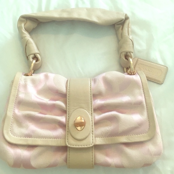 Coach purse. Brand new & never used.