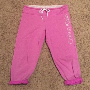 Calvin Klein cropped sweatpants Large