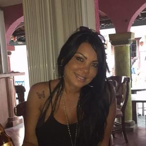 Meet your Posher, Nikki