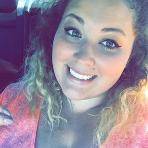 Meet your Posher, Felicia