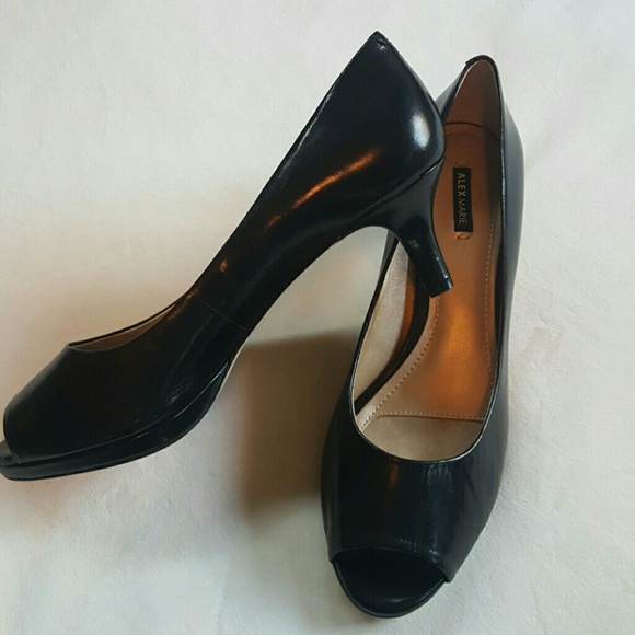 ALEX MARIE LEATHER HEELS