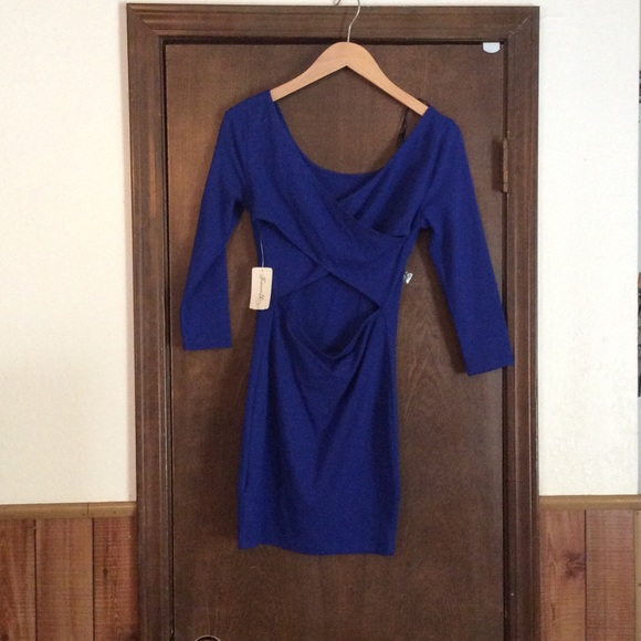 Dress - Picture 2 of 2