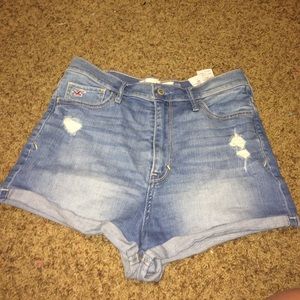 Hollister high wasted shorts