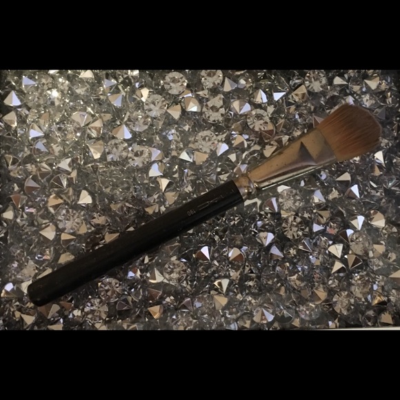 Mac brush - Picture 2 of 2