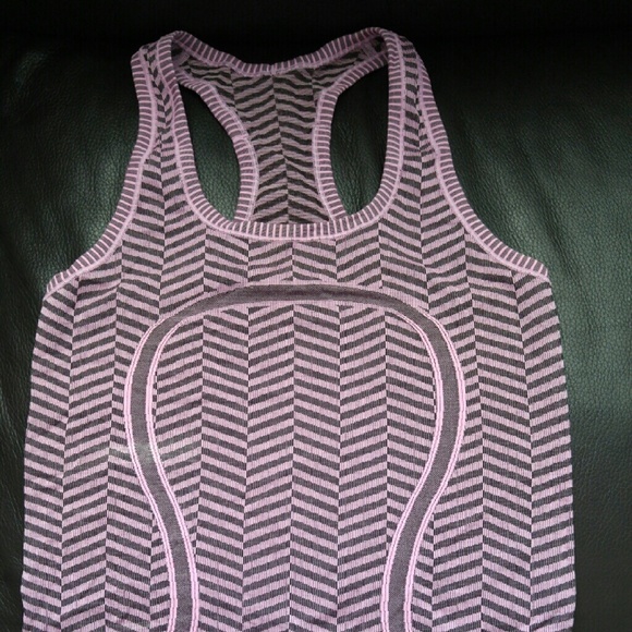 Lululemon run swiftly racerback tank size 4