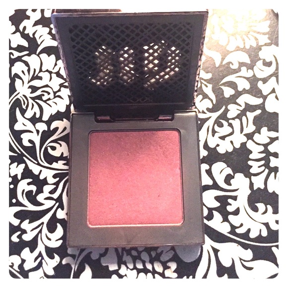 Urban Decay After Glow Blush