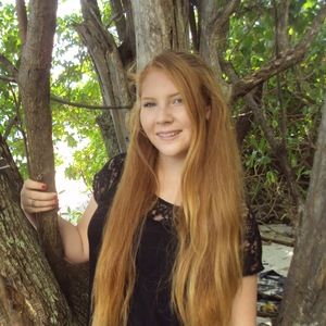 Meet your Posher, Casey