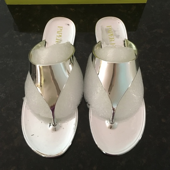 NWT Paper Fox silver flip flop