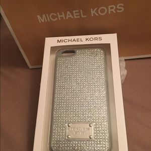 NWT- Michael Kors iPhone 6/6s plus case