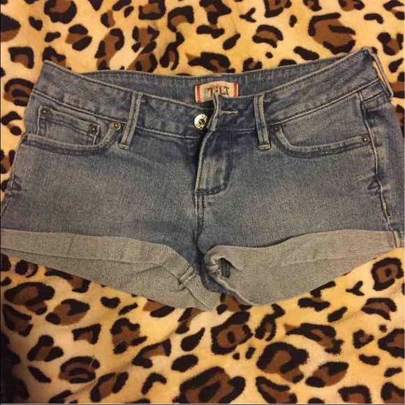 Tilt Jean Shorts Size 1 - Picture 1 of 3
