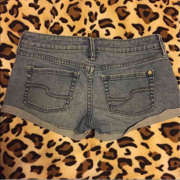 Tilt Jean Shorts Size 1 - Picture 3 of 3