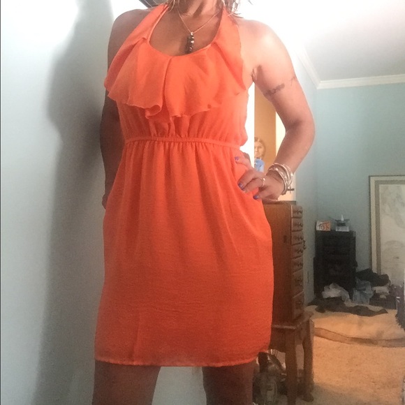 💕Beautiful Tangerine halter Dress💕