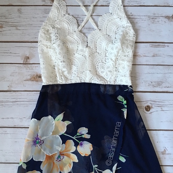 🆕Last one! Floral Chiffon and Lace Dress - Picture 2 of 4