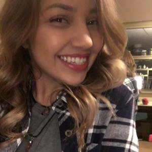 Meet your Posher, Alexia