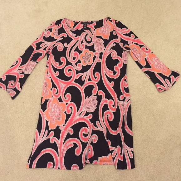 Tunic top. - Picture 1 of 3