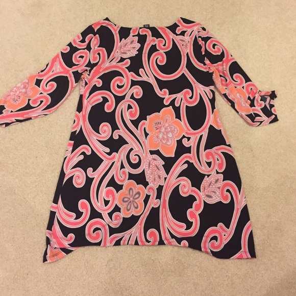 Tunic top. - Picture 2 of 3