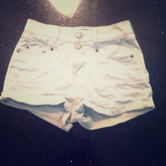 High wasted shorts