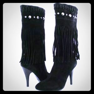 Guess woman's Fringe boots