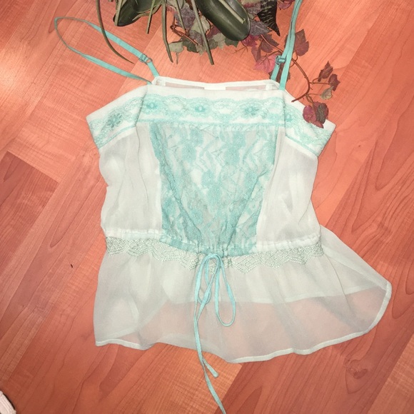 Beautiful Seafoam Green top by Plenty