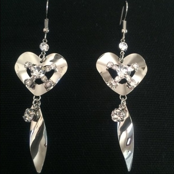 Clear Rhinestone Crystal Party Silver Drop Clip - Picture 1 of 2