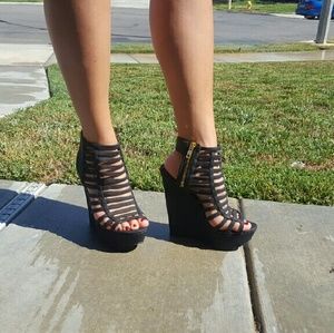 Xpert Steve Madden Wedges