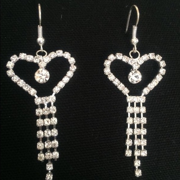 Clear Rhinestone Crystal Party Silver Drop Clip - Picture 1 of 2