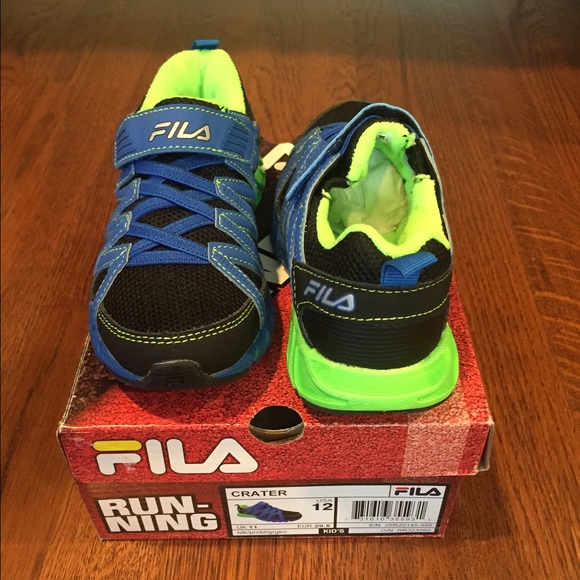 Never used kids shoes