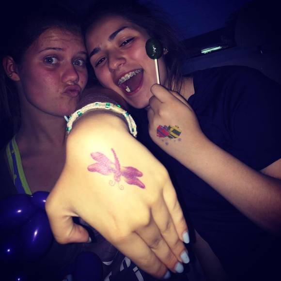 Meet your Posher, Karley - Picture 1 of 1