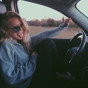 Meet your Posher, Ann