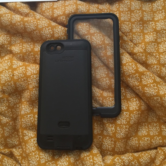Life Proof Charging Case for iPhone 6