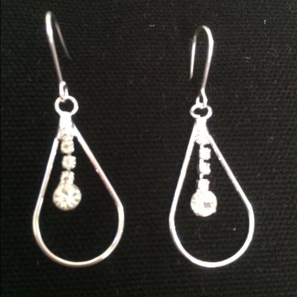 Clear Rhinestone Crystal Party Silver Drop Clip - Picture 1 of 2