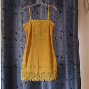 Sunny retro shift dress