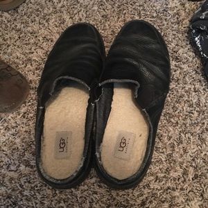 Men's UGG Slip on shoes