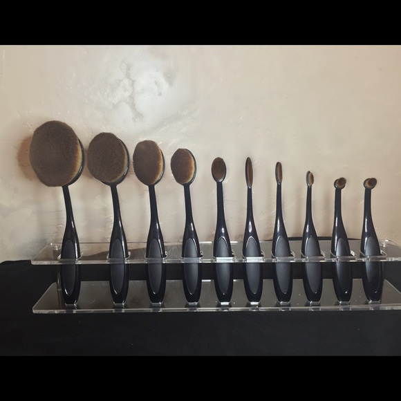 10 piece Oval Brush Set with Stand