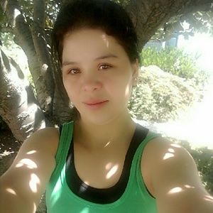 Meet your Posher, Yolanda