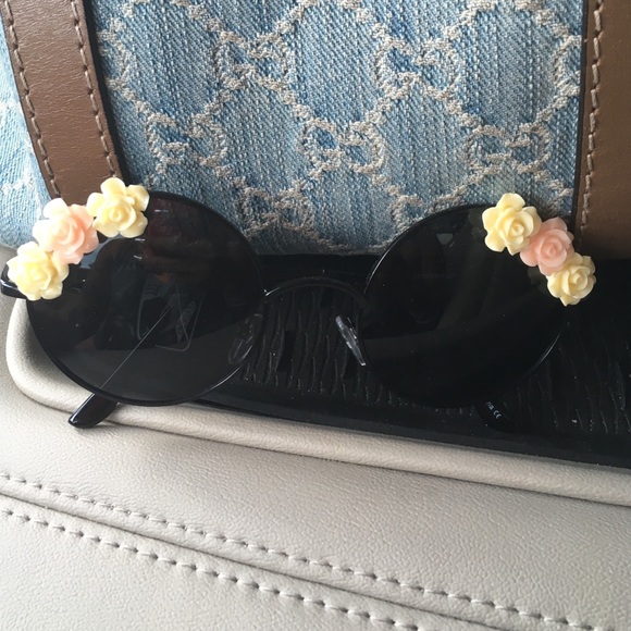 Flower sunnies