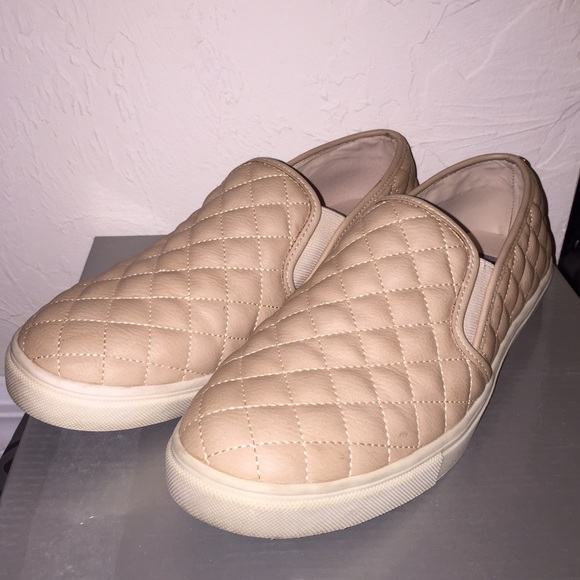 Steve Madden Ecentrcq Quilted Sneakers
