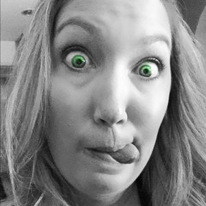 Meet your Posher, Alicia