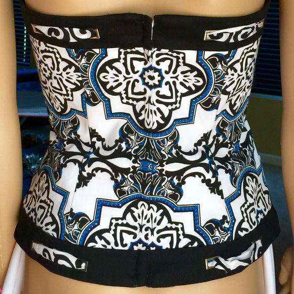 Stunning!! strapless top from WHBM! Size small. - Picture 2 of 4