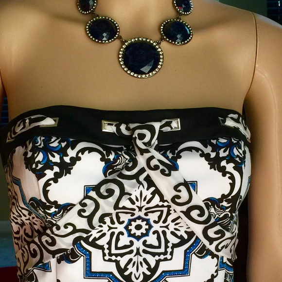 Stunning!! strapless top from WHBM! Size small. - Picture 4 of 4